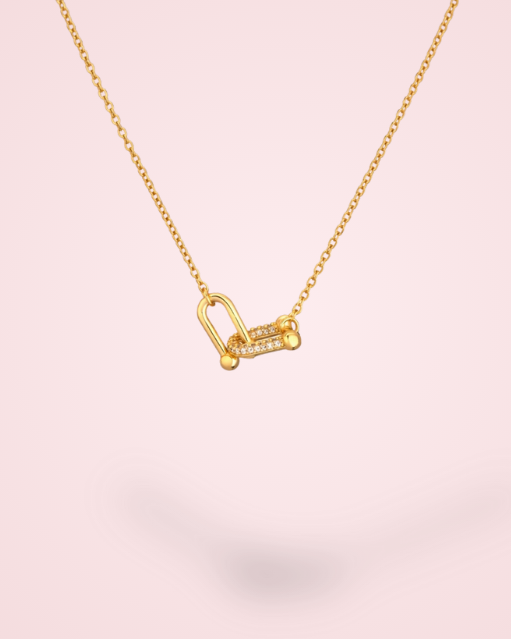 Collier Oman